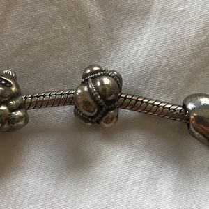 Discontinued Pandora circle charm silver